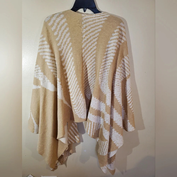 J.mclaughlin striped wrap poncho neutral beige - Picture 4 of 11